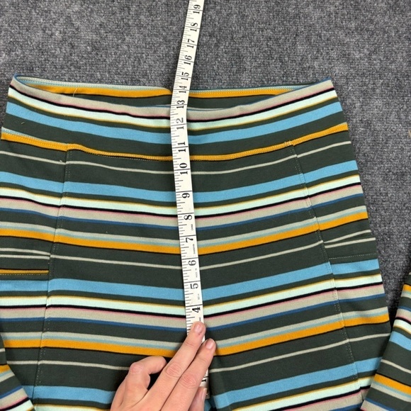 KAVU Women’s Tularosa Striped Leggings size: XL - Picture 9 of 10
